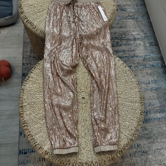 NWT AQUA Metallic Sparkly Rose Gold Sequin Jogger Pants Size XS - Picture 3 of 9